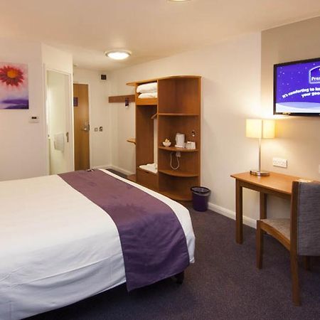 Premier Inn Hatfield Eksteriør billede