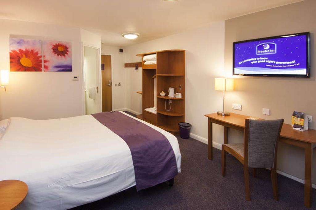 Premier Inn Hatfield Eksteriør billede